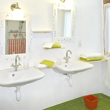 Maison De 4 Chambres Avec Jardin Amenage Et Wifi A De Neste